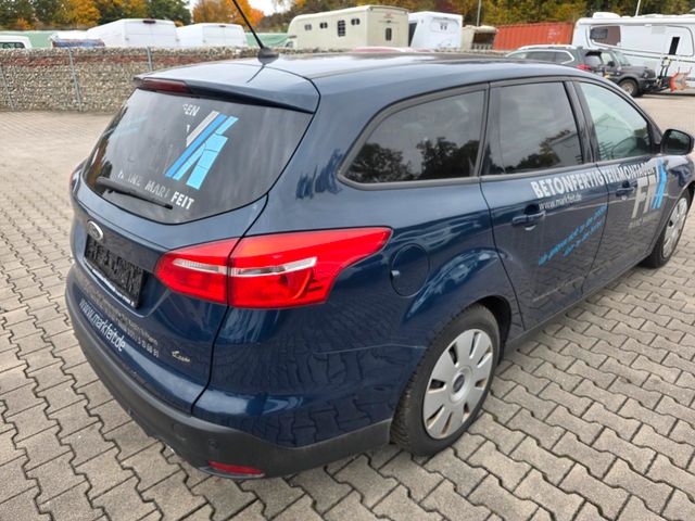 Ford Focus Tunier Buisness Automatik  TÜV 01.27