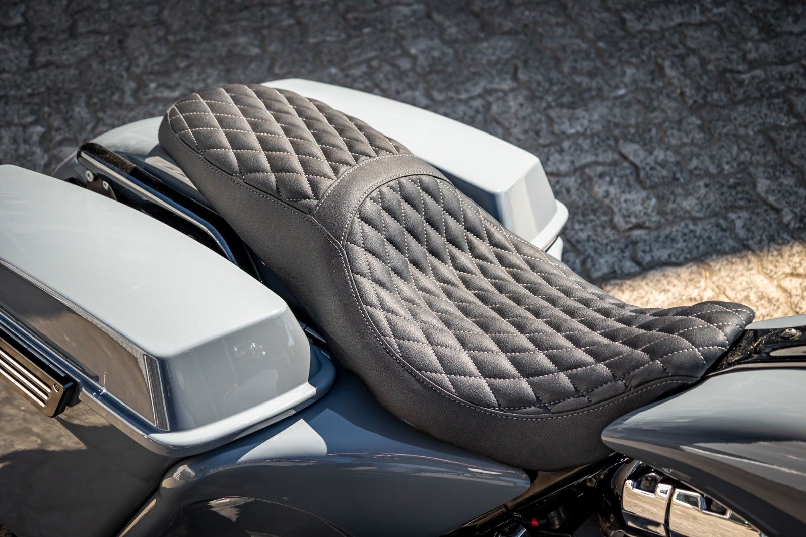 Fahrzeugabbildung Harley-Davidson FLHR ROAD KING  - Fairing - Jekill - 23"Umbau