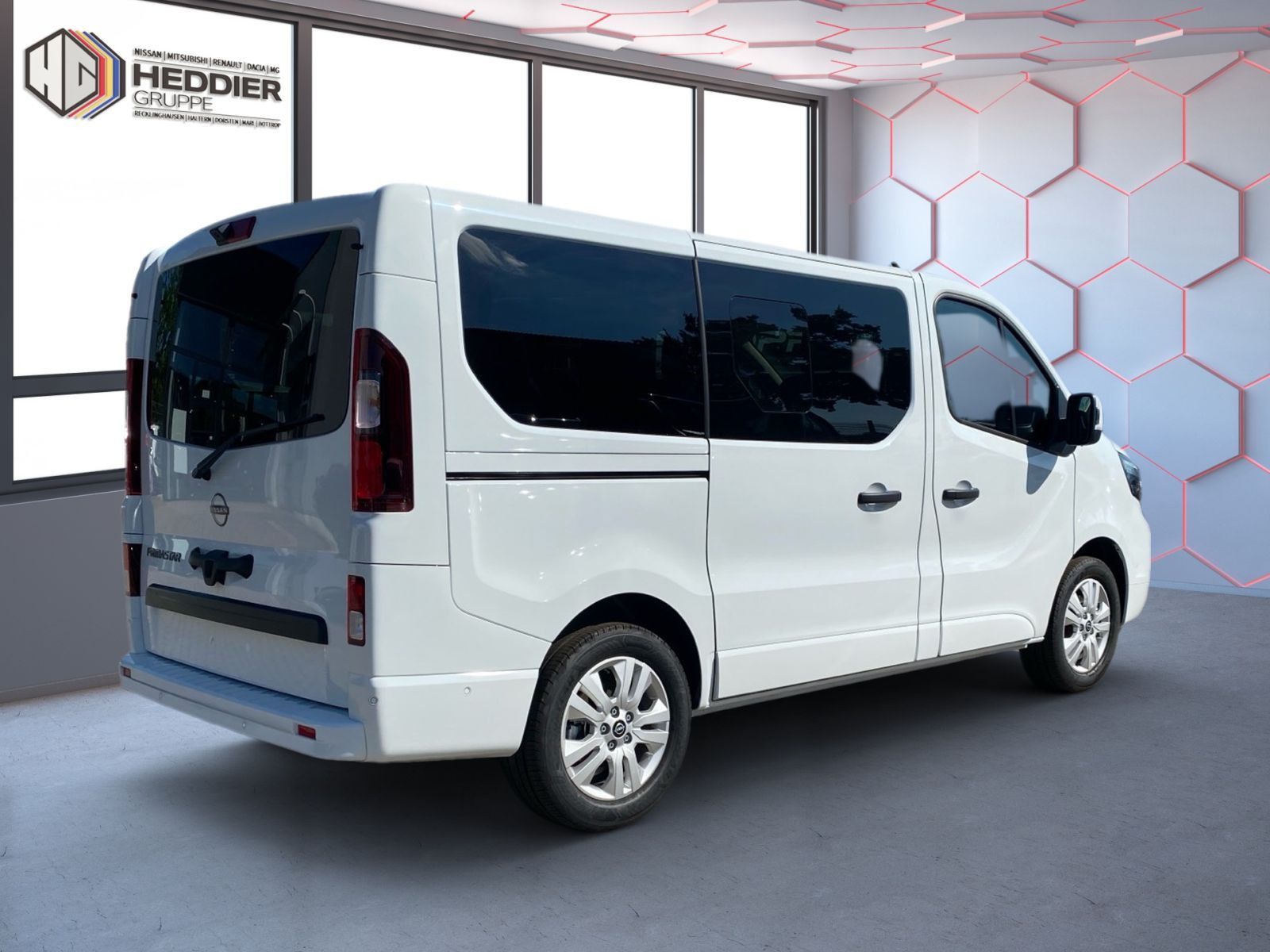 Fahrzeugabbildung Nissan Primastar Kombi L1H1 DCT9 Tekna*8-Sitzer*Design*