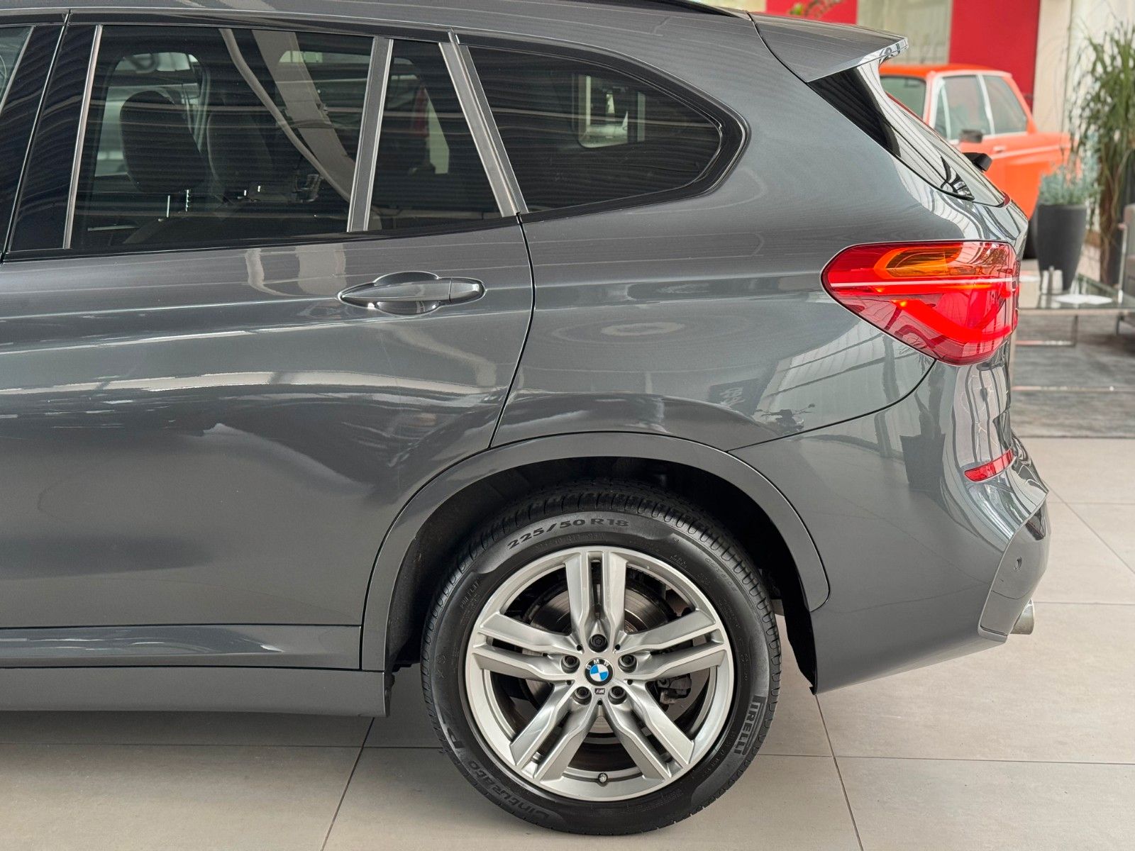 Fahrzeugabbildung BMW X1 xDrive 2.0i M Sport   "Leder PANO Kamera"