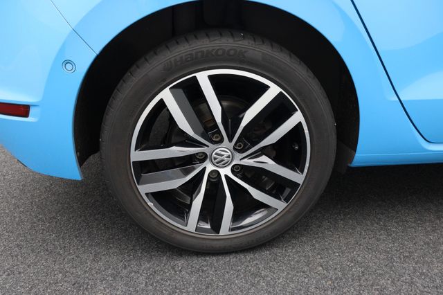 Fahrzeugabbildung Volkswagen Golf Sportsvan VII Join Panorama ACC