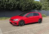 Volkswagen Golf 7.5 R DSG ohneOPF*AKRAPOVIC*PERFOM.BREMSANL - Gebrauchtwagen mit Akrapovic Auspuffanlage
