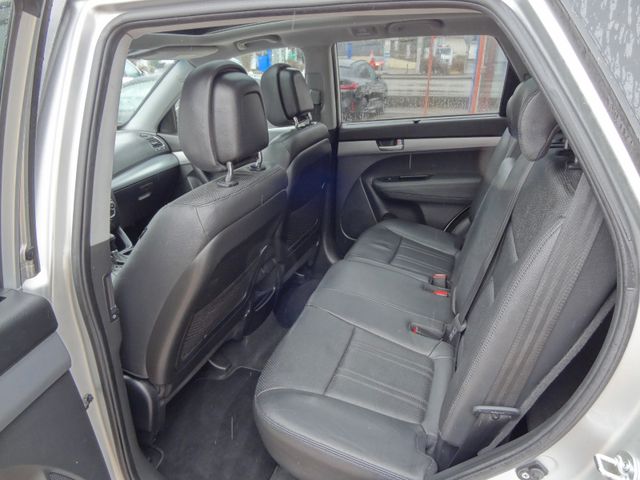 Fahrzeugabbildung Kia Sorento Spirit 4WD/Leder/Navi/Pano/AHK/Kamera/