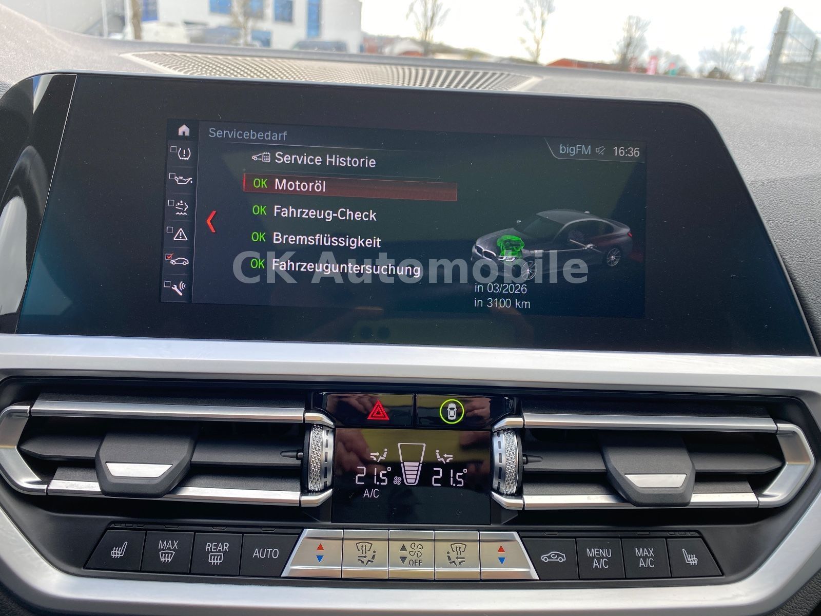 Fahrzeugabbildung BMW 320d Lim. M-Sport/Shadow-Line/Navi/Leder/LED/Kam
