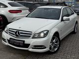 Mercedes-Benz C 200 CDI AVANTGARDE AUTOMATIK 1.Hand 175.000km - Mercedes-Benz C 200: Cdi Avantgarde