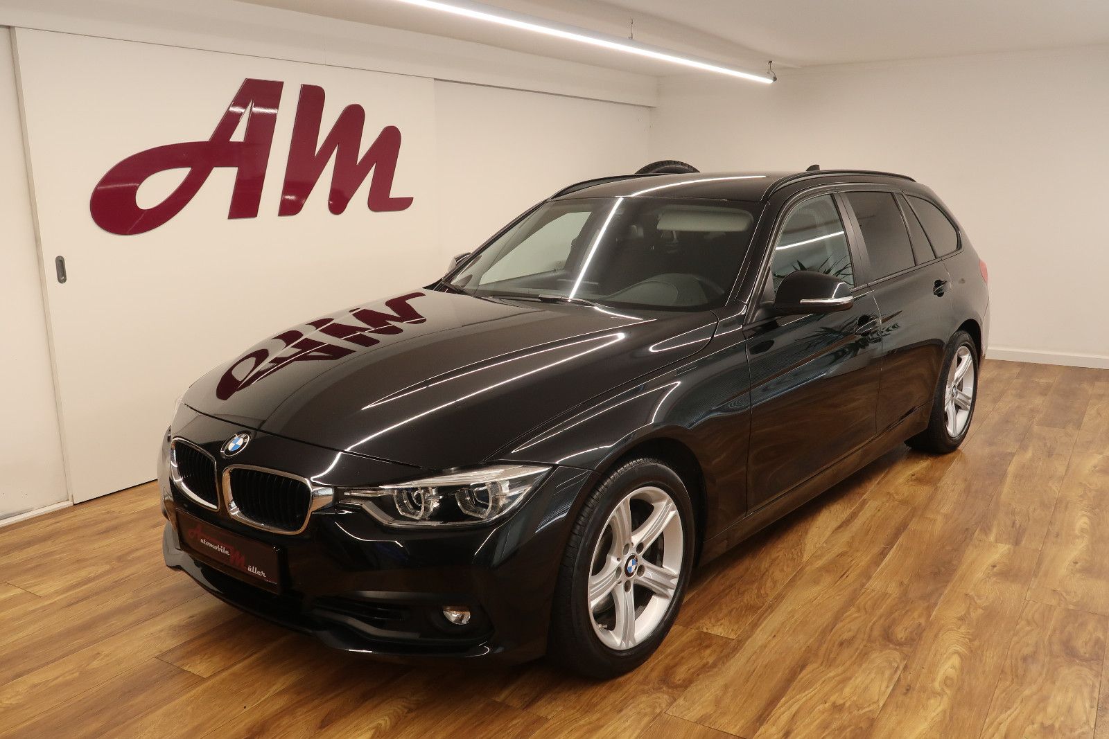 BMW 330 3 Touring 330 i Advantage/LED/Navi