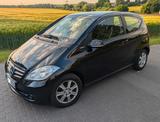 Mercedes-Benz A 160 CDI BlueEFFICIENCY - - Mercedes-Benz A 160 mit Diesel-Antrieb: Limousine, Euro5