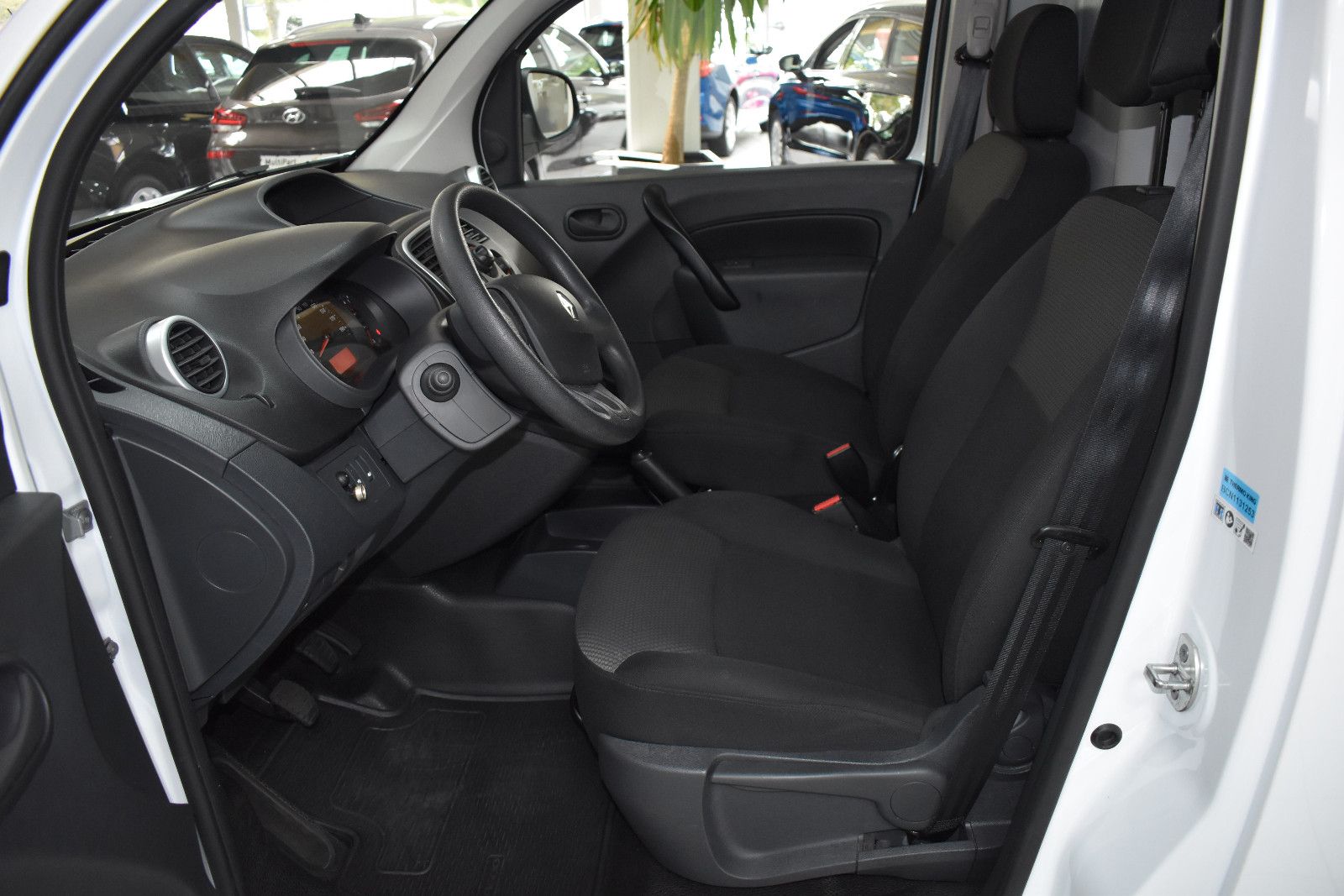 Fahrzeugabbildung Renault Kangoo *Kühlwagen, Stand- und Fahrkühlung*