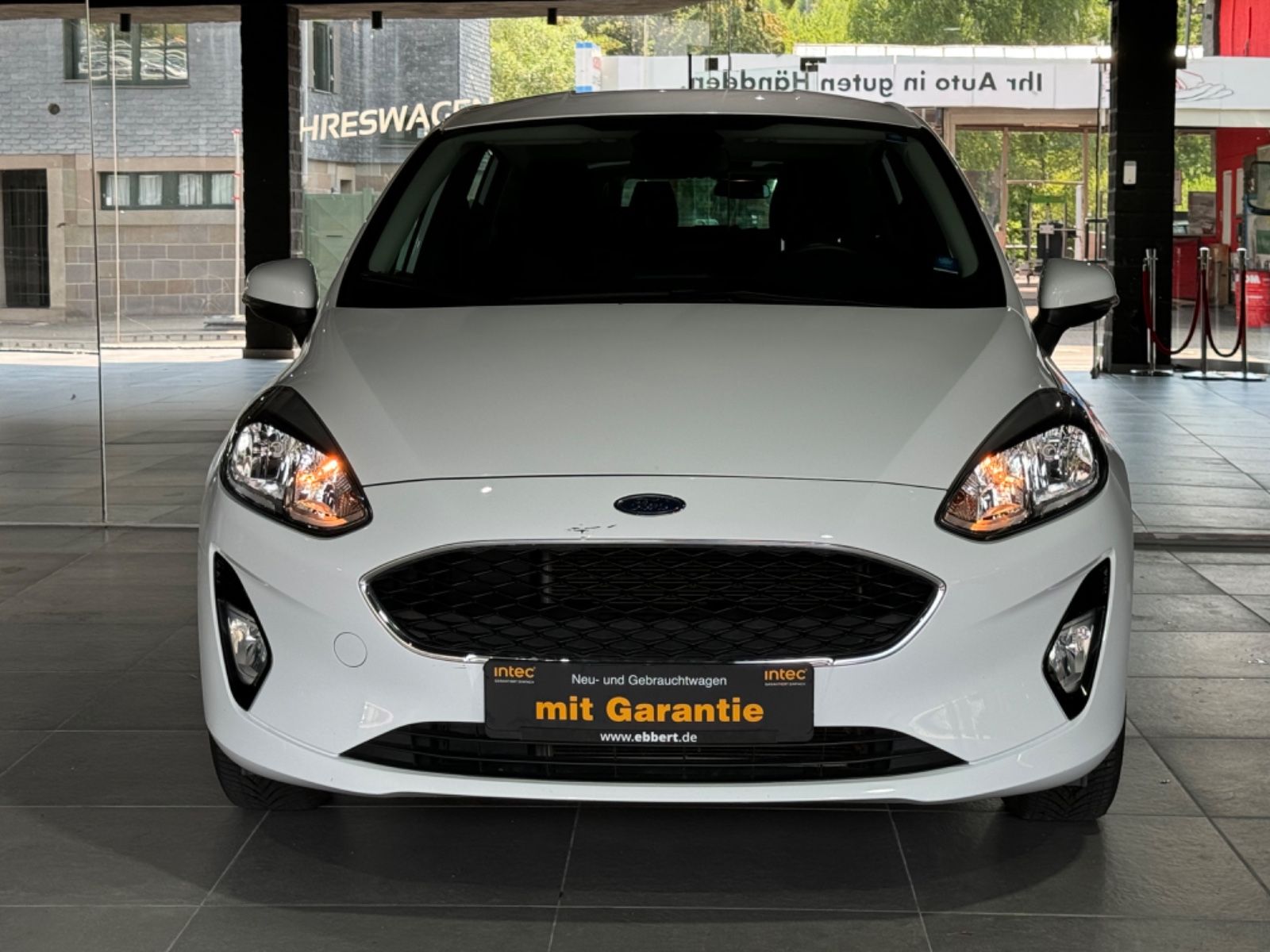 Fahrzeugabbildung Ford Fiesta Cool & Connect/APPLE/8-FACH/SZHZ/
