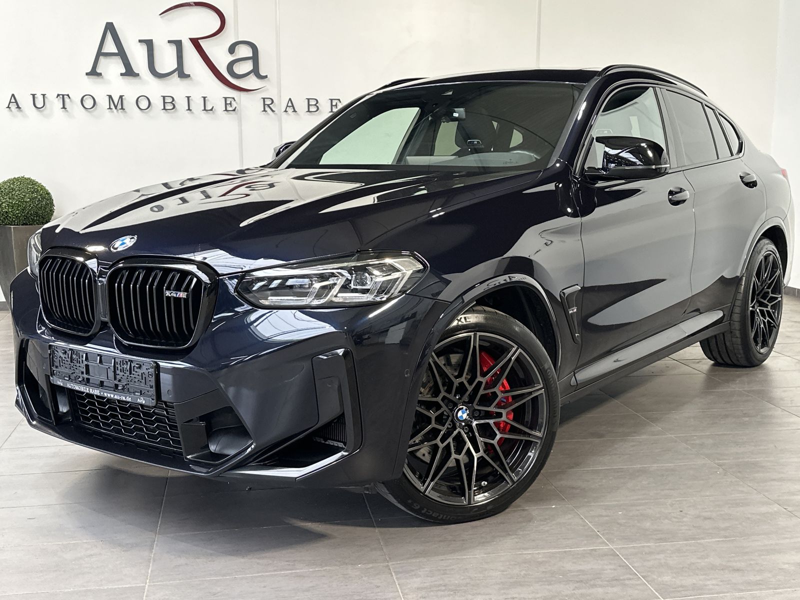 Fahrzeugabbildung BMW X4 M Competition NAV+LED+PANO+H&K+21ZOLL+KAM+1HD