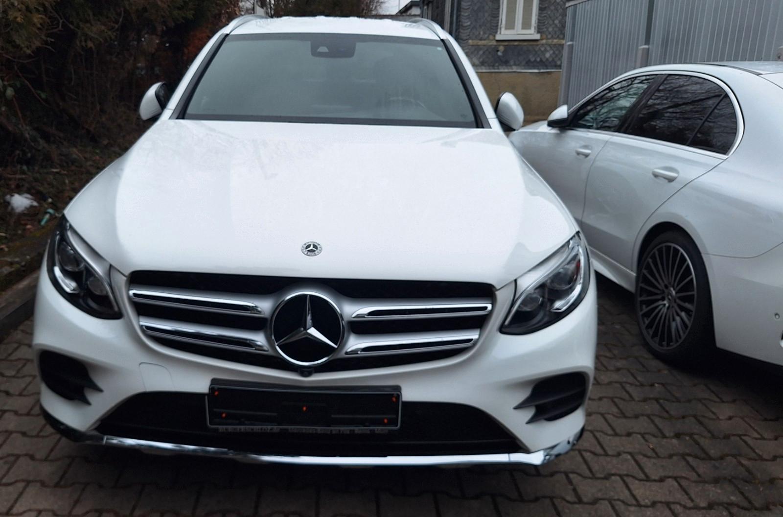 Mercedes-Benz GLC 220 d 4MATIC AMG Line 360G Kamera Spurpaket