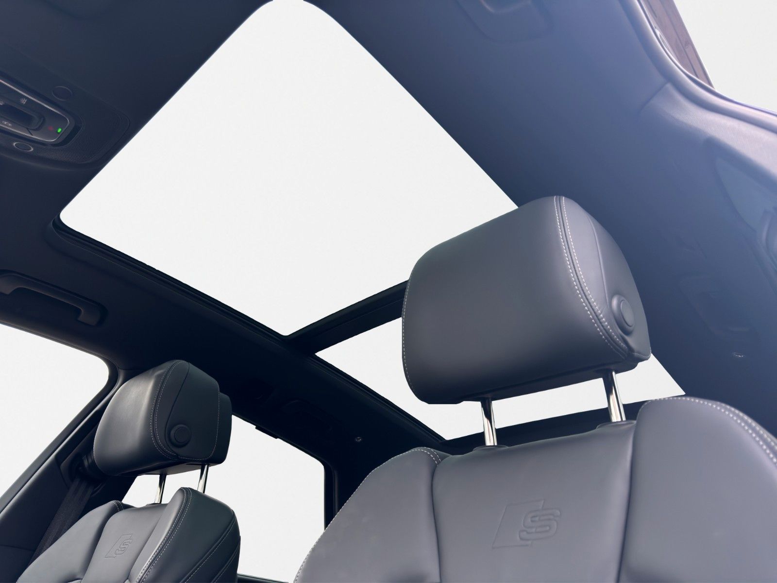 Fahrzeugabbildung Audi SQ5 TDI B&O HUD AHK PANO STHZ 21" CARBON COVER