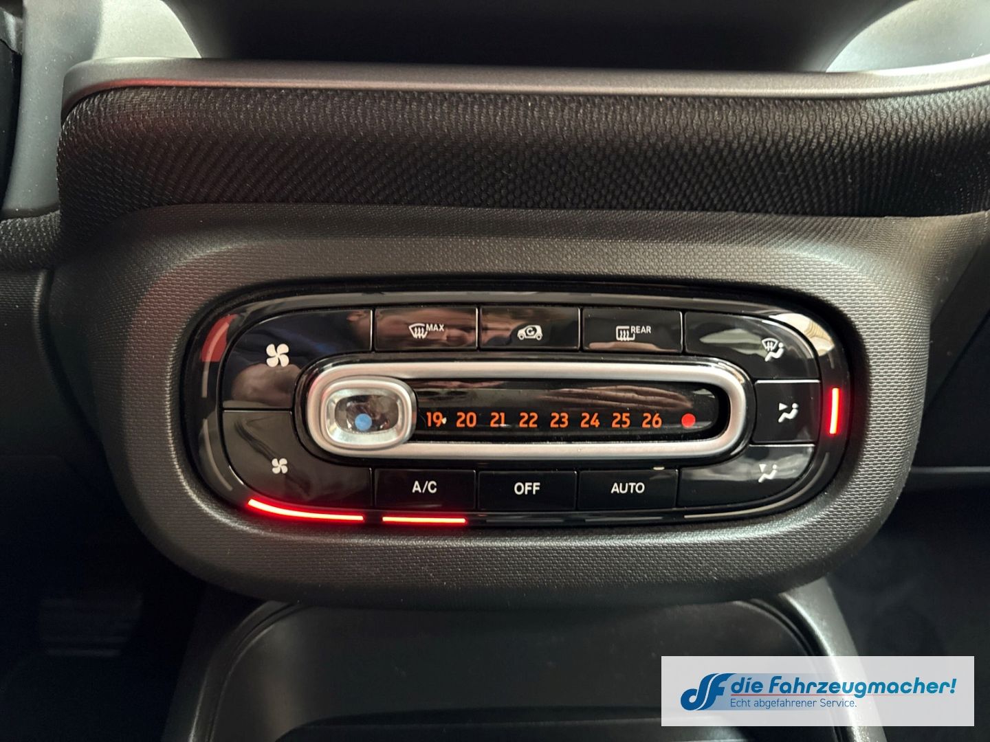 Fahrzeugabbildung Smart forfour electric drive EQ Klimaautom DAB Notbrem