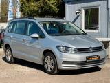 Volkswagen Touran 2.0 TDI BMT DSG*1.Hand*Klima*SHZ*PDC - Volkswagen Touran: 1.2