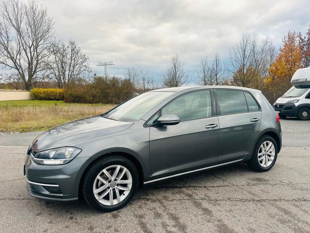 Volkswagen Golf 1.6 TDI Highline/AUTO/KAMERA/NAVI/LED/