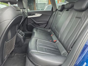 Audi A4 - 5
