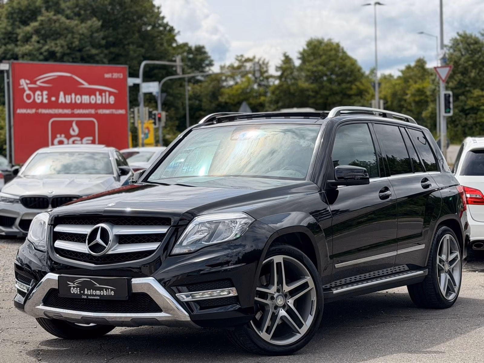 Mercedes-Benz GLK 350 CDI AMG 4Matic PANO/LEDER/NAVI/AHK/20"