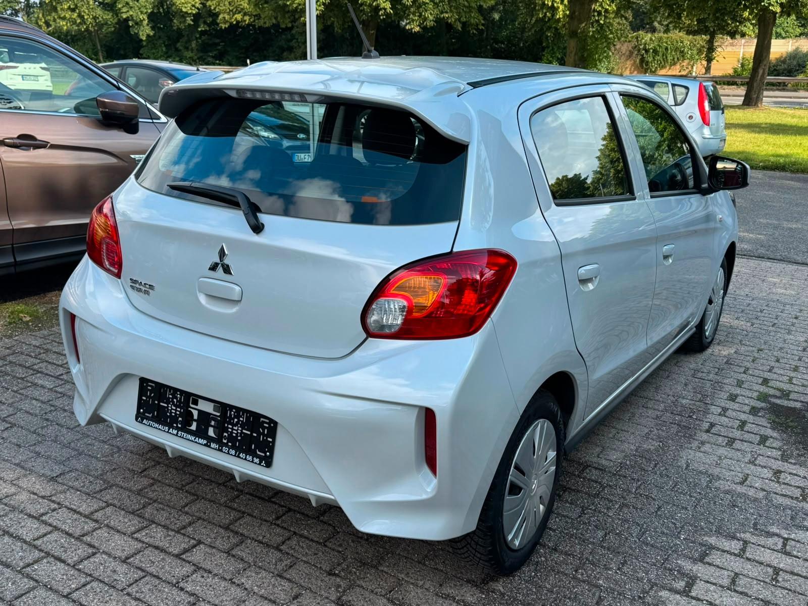 Mitsubishi Space Star Select *1.Hand*Scheckheft