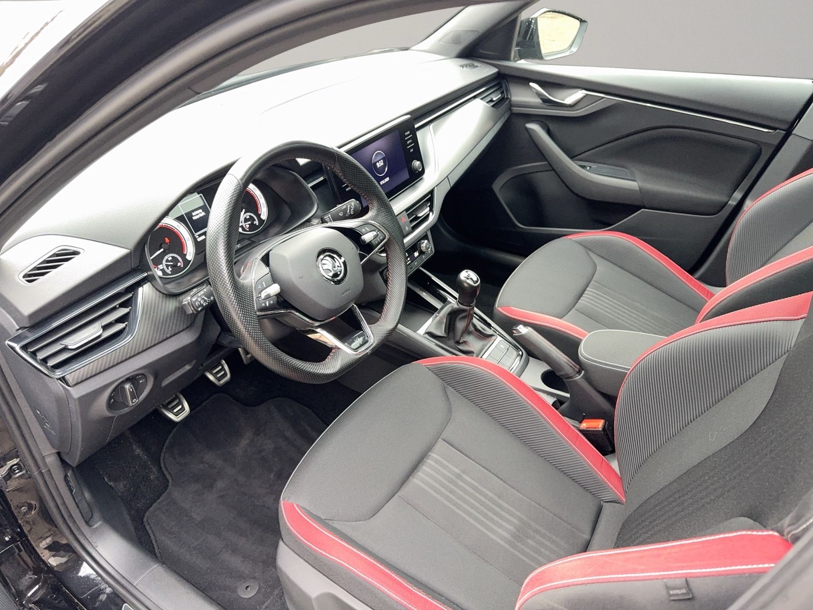 Kamiq 1.0 TSI Monte Carlo, LED, Winterpaket, 18"