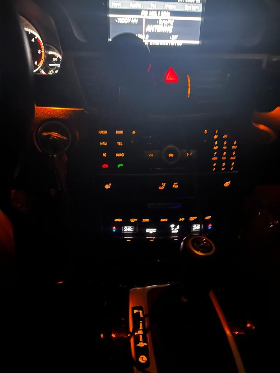 Mercedes-Benz E220 2011 — engine 170 HP (125kW)