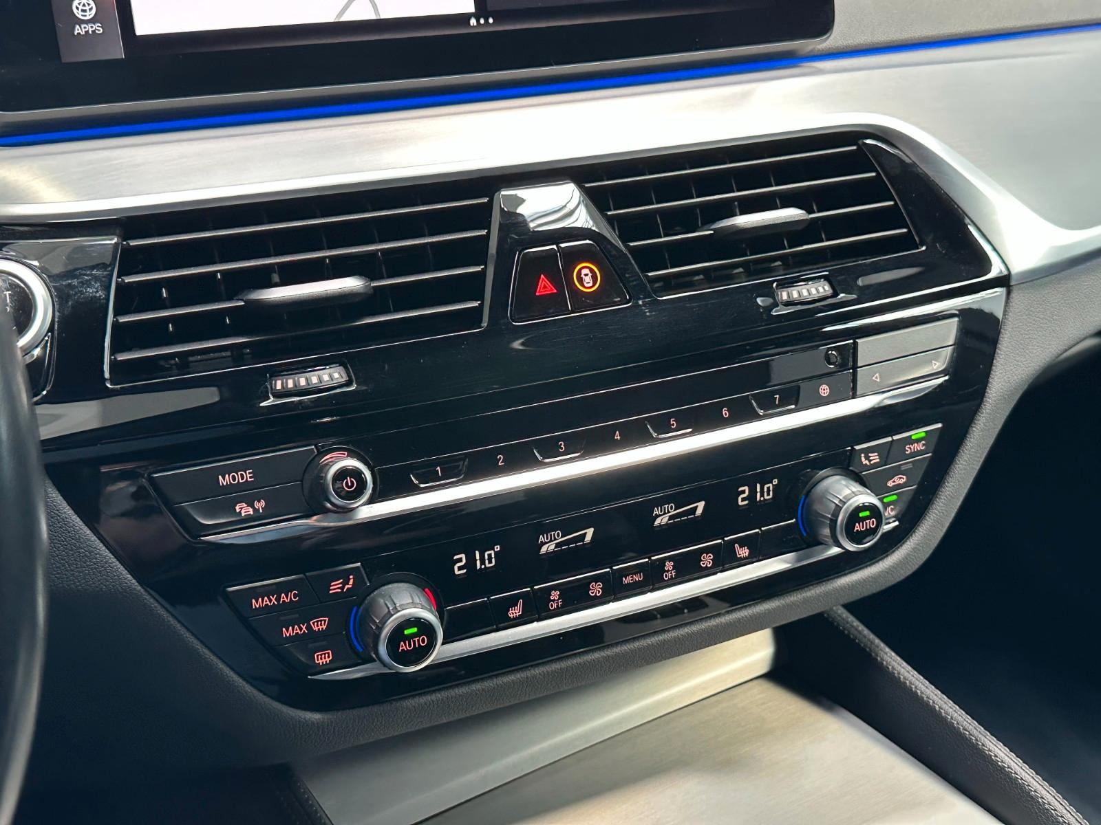 BMW 530d xDrive Touring Aut. M-SPORT LED*Leder*HUD