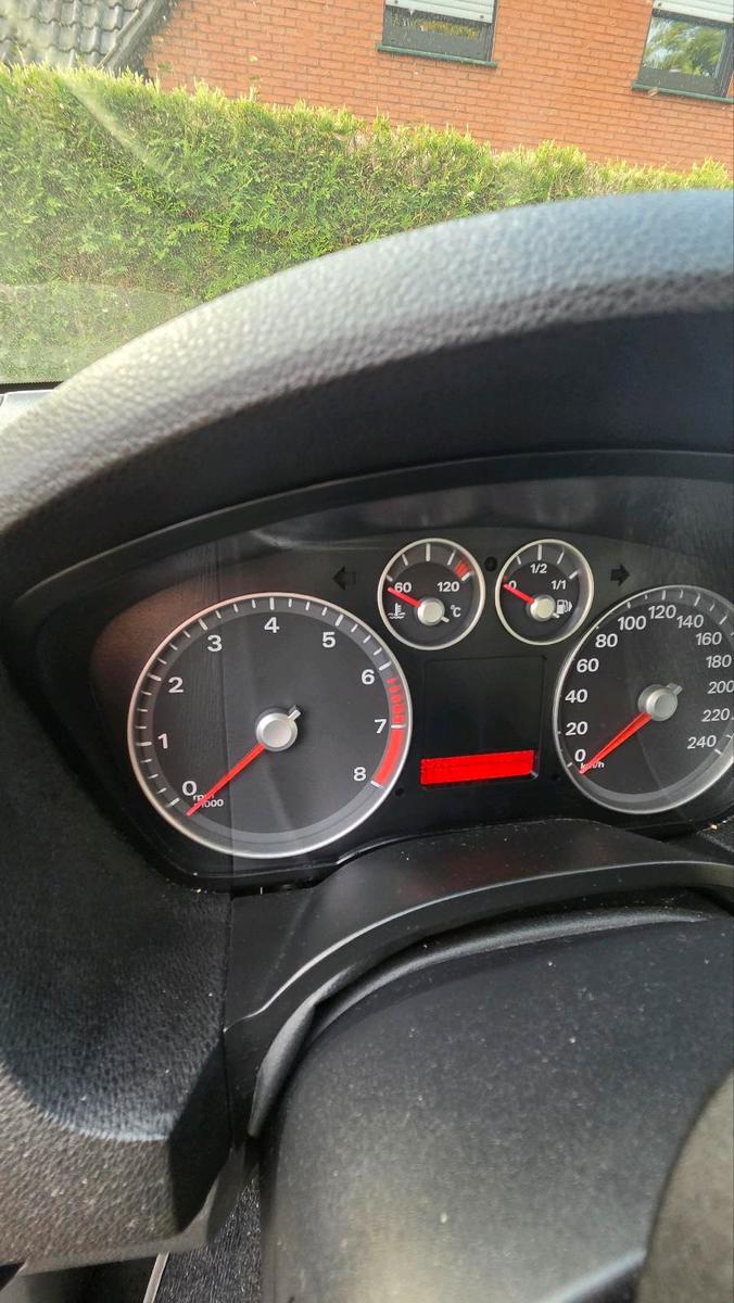 Ford Focus 2007 — photo 6