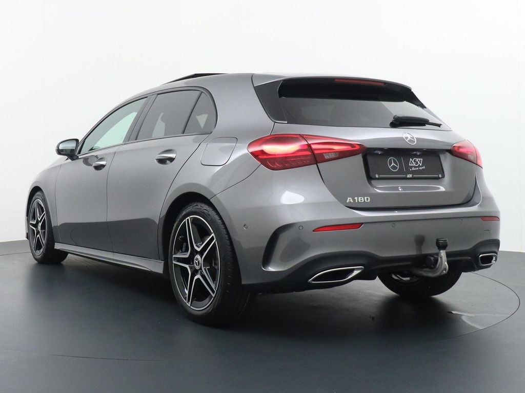 Mercedes-Benz A 180 Star Edition AMG Line | Panorama - Schiebe