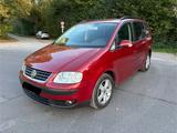Volkswagen Touran 2.0 TDI Highline Auotmatik - Volkswagen Touran aus 2006: Highline