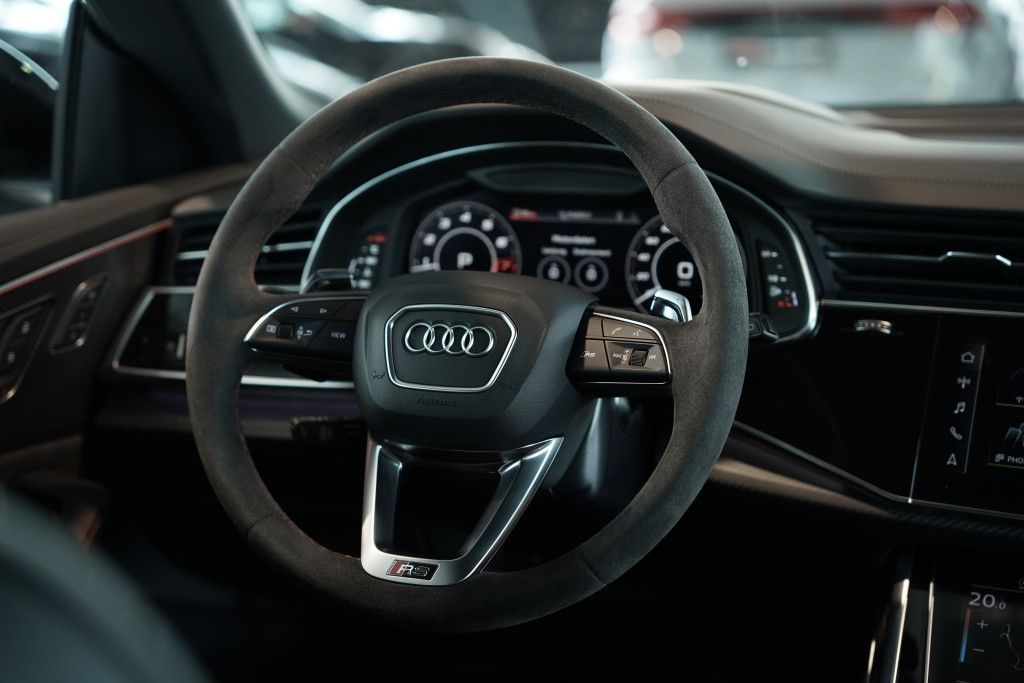 Audi Rsq8
