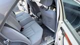 Mercedes-Benz 220 W124  - Mercedes-Benz 220: W124