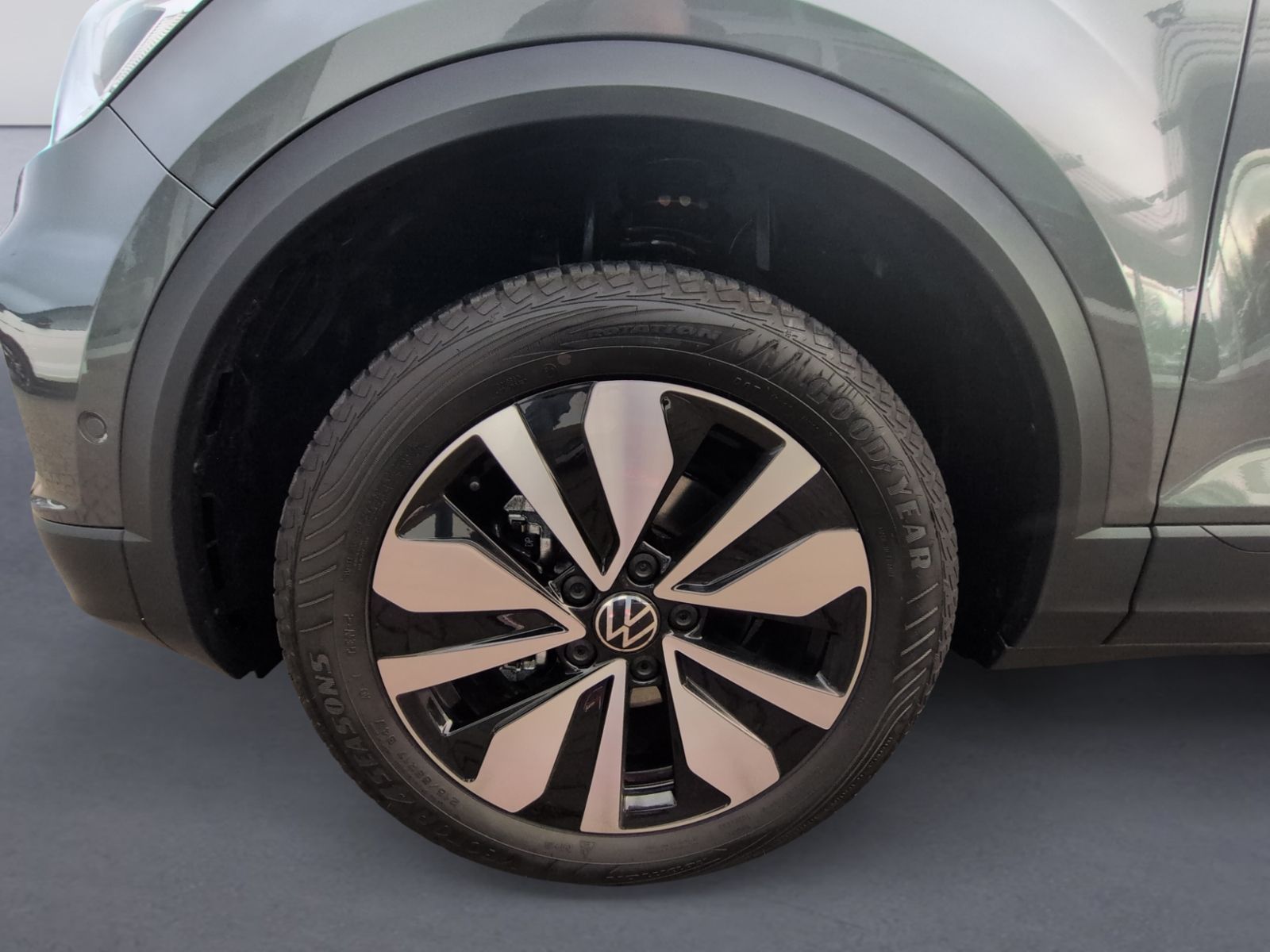 T-Roc 1.5 TSI DSG Goal AHK+NAVI+LED+PARK-ASSIST