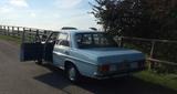 Mercedes-Benz 200/8 - blaue Mercedes-Benz 200