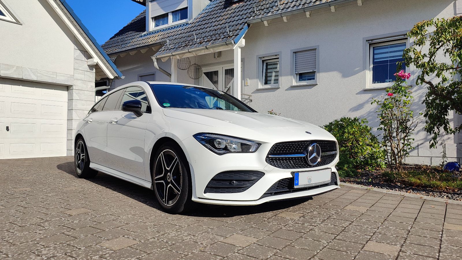 MERCEDES-BENZ CLA 200 Shooting Brake - AMG Line