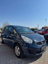 Kia Venga 1.4 CVVT Active - blaue Kia Venga