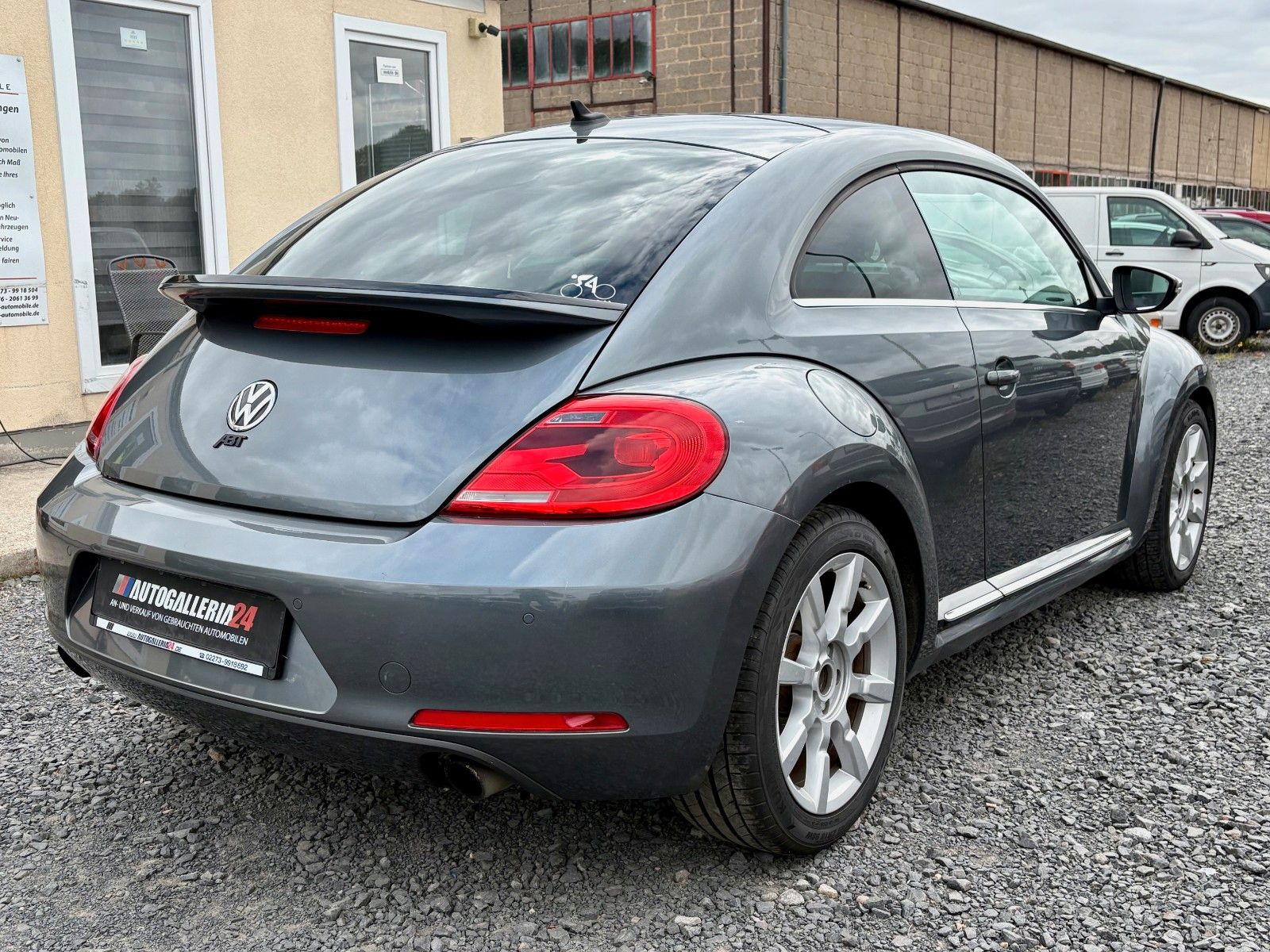Fahrzeugabbildung Volkswagen Beetle 2.0 TSI DSG SPORT Navi Pano Xenon 147 kW