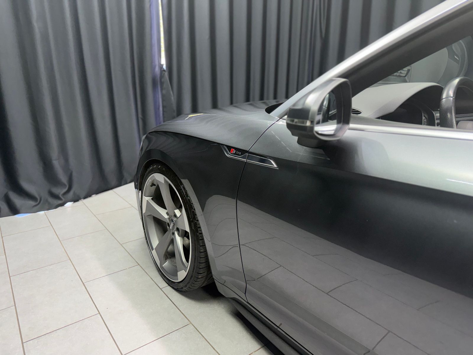 Fahrzeugabbildung Audi A5 Cabriolet S-LineB&O|MASSAGE|RS-SITZE|360°