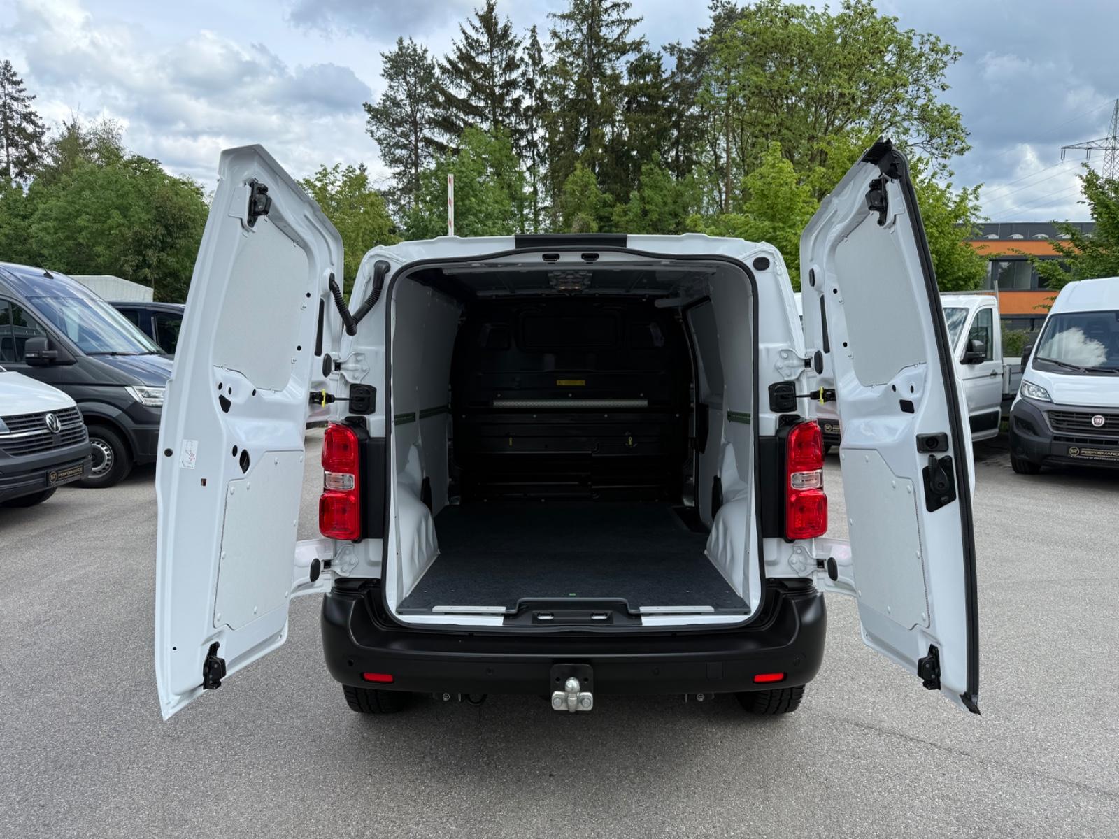 Peugeot Expert 2.0 HDI Premium L2 KLIMA NAVI TEMP AHK