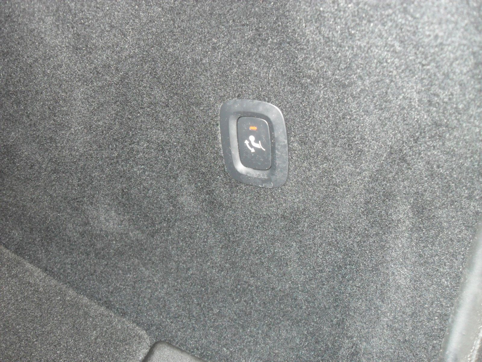 Fahrzeugabbildung Volvo XC60 T6  Inscription Expression