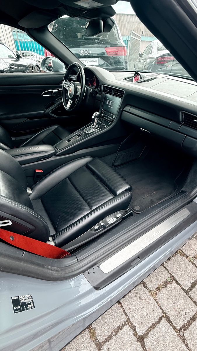 Fahrzeugabbildung Porsche 991 Turbo Approved