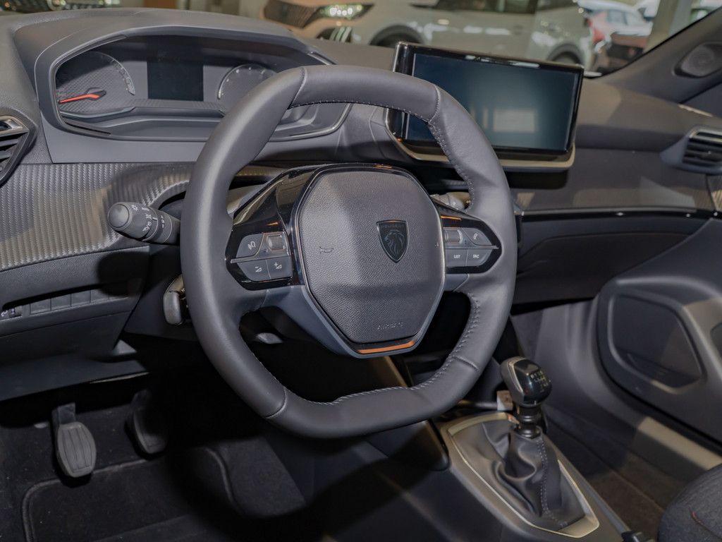 Peugeot 2008 - Bild 11