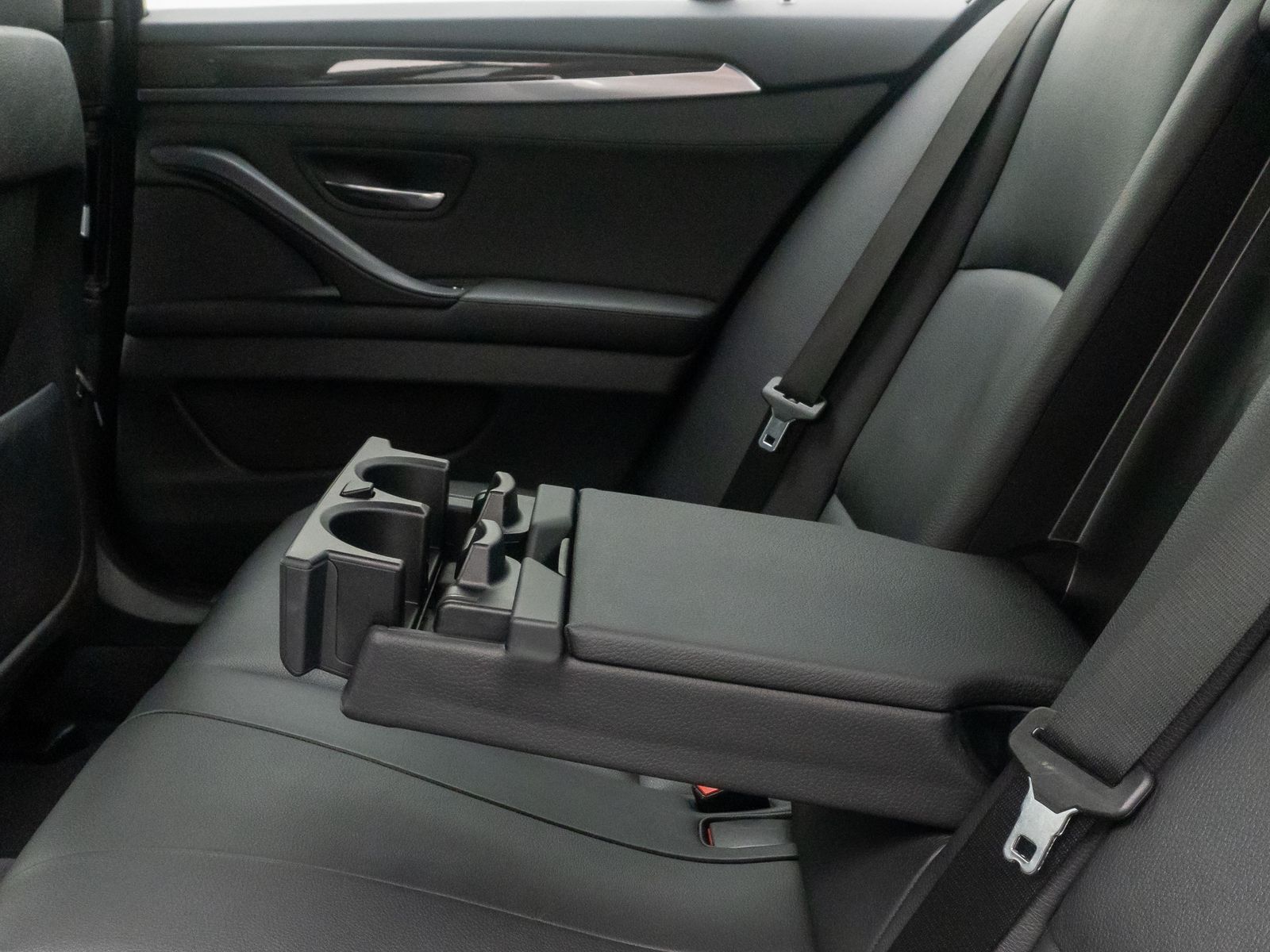 Fahrzeugabbildung BMW 535i Activehybrid5 HUD DAB H/K 360&deg;Sport SoftCl