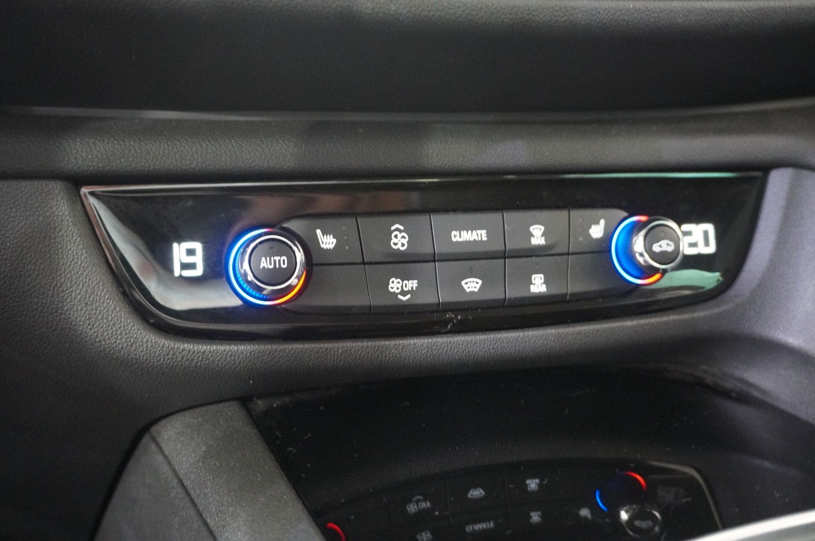 Fahrzeugabbildung Opel Insignia B GS 2.0D BUSINESS NAVI/BOSE/KAMERA/AHK