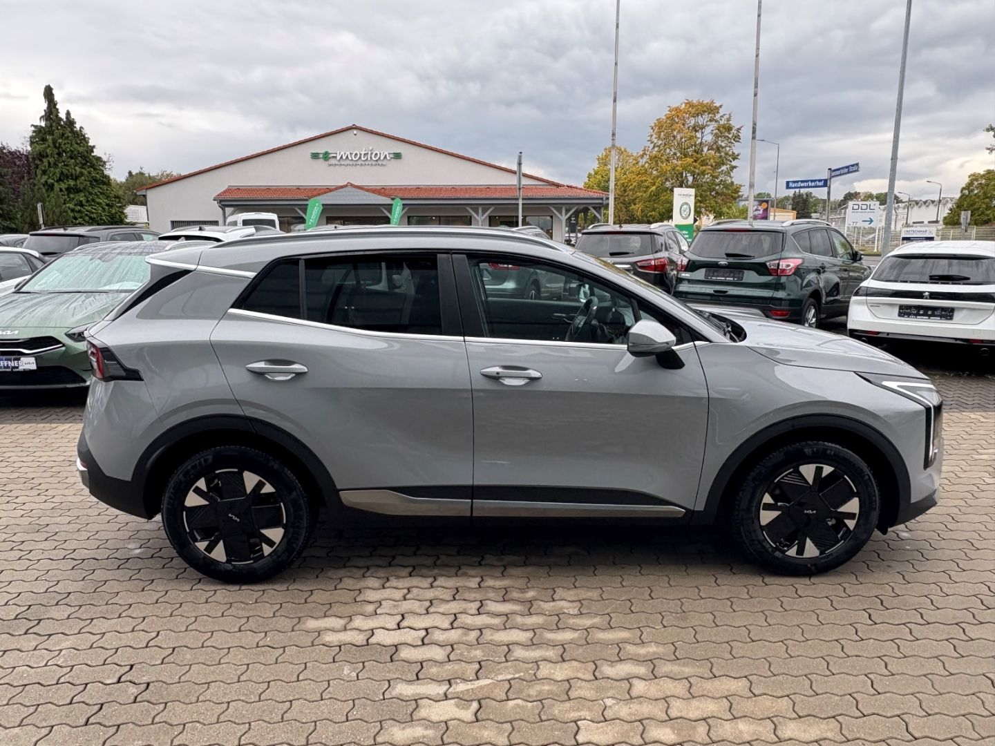 Fahrzeugabbildung Kia Sportage Vision 1.6 T-GDI EU6e P1 NotbremsAss