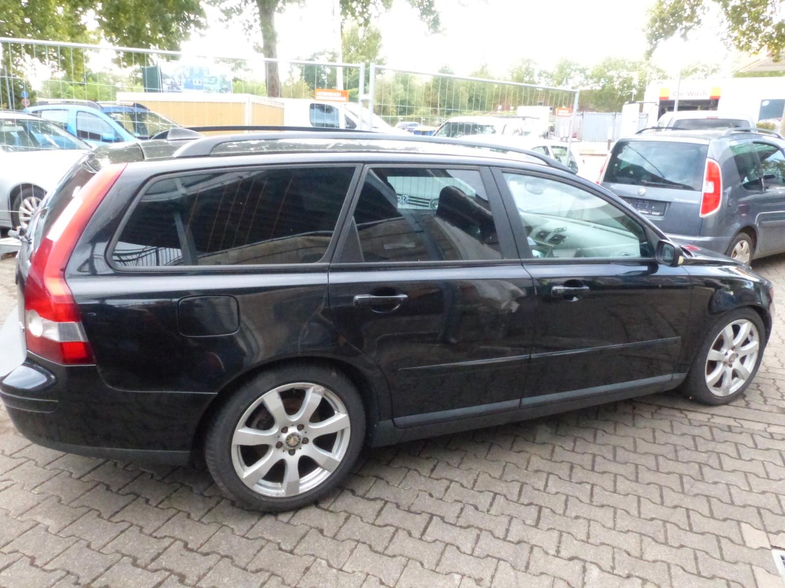 Volvo V50 2006 — engine 1.998 cm³, 136 HP (100kW)
