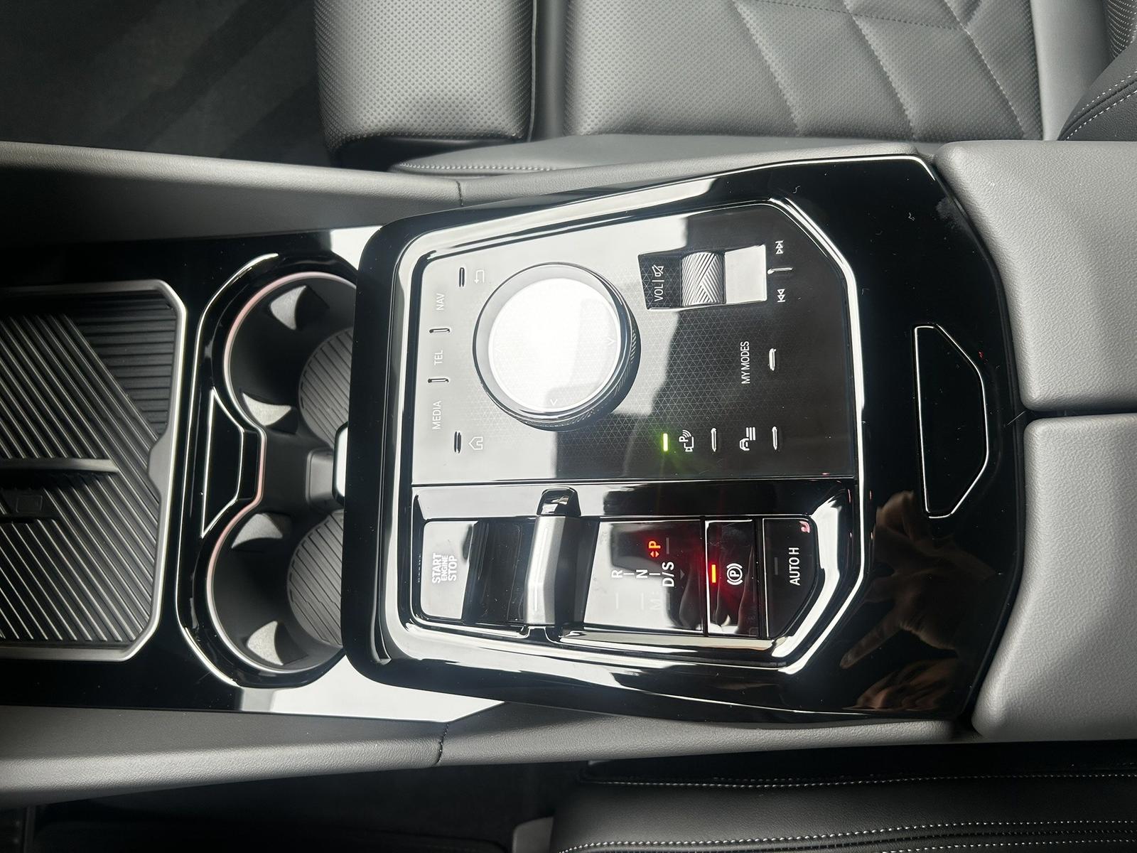 BMW 520d Touring AHK HeadUp Adapt LED HarmanKardon I
