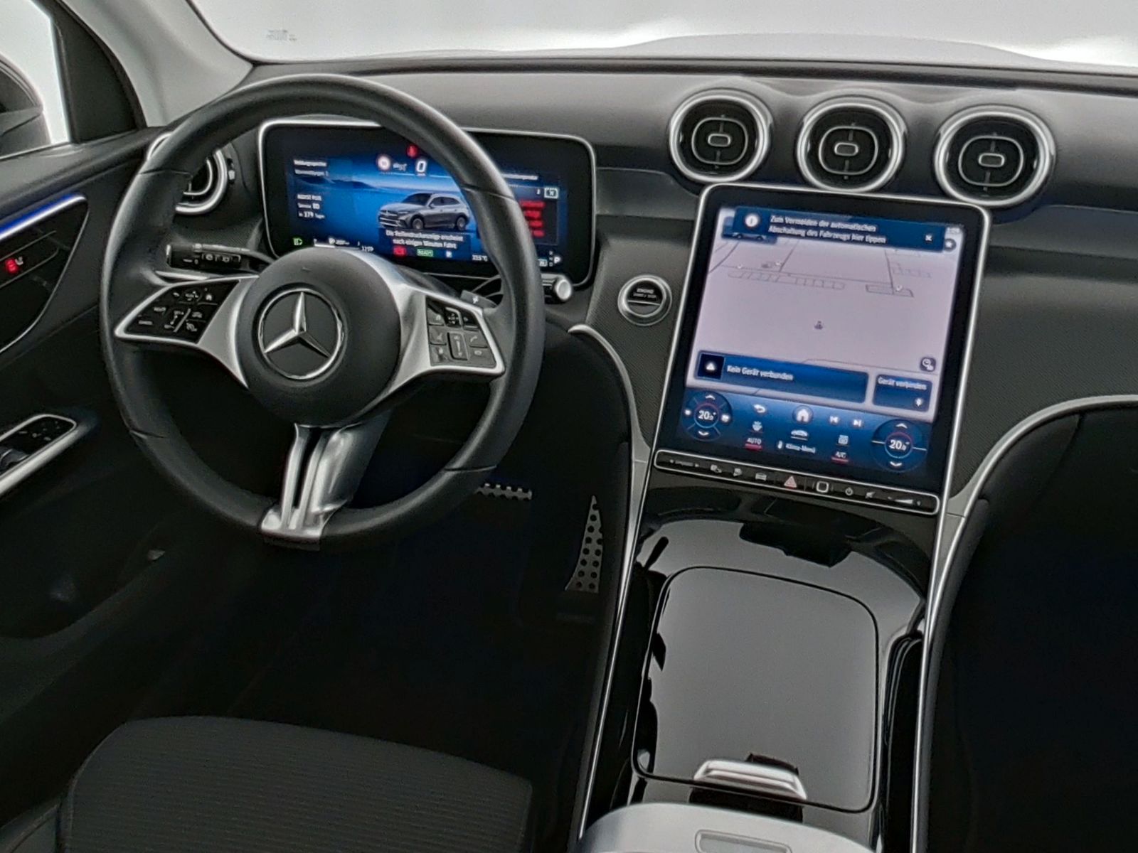 Mercedes-Benz GLC 300 e 4Matic Avantgarde LED Kamera ACC Pano foto 16