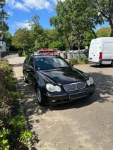 Mercedes-Benz Mercedes E 270 Diesel - Mercedes-Benz E 270 in Dortmund