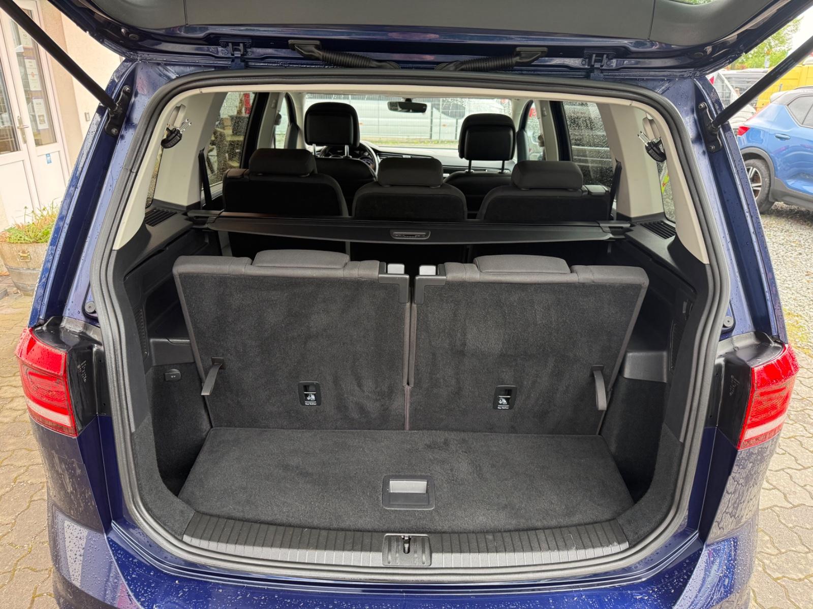 Volkswagen Touran Highline 7 Sitzer ACC Kamera, миниатюра 18