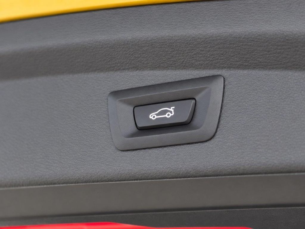 BMW X2 sDrive18i Aut. Advantage Driving Assistant – Bild 13