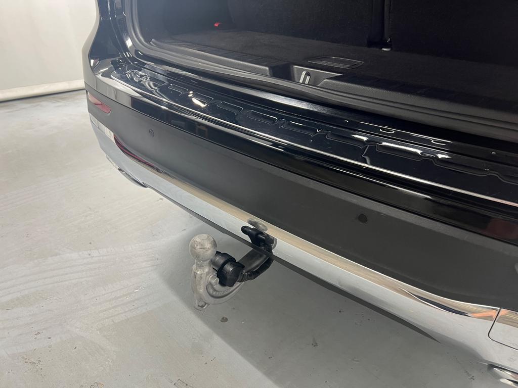 Mercedes-Benz GLB 220